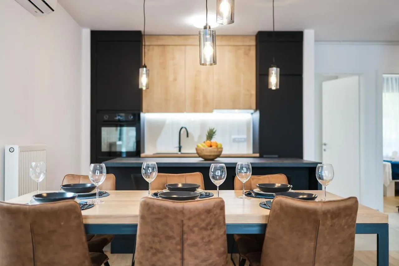 Premium Residence Ventus Rosa - Mistral Garden زادار شقة