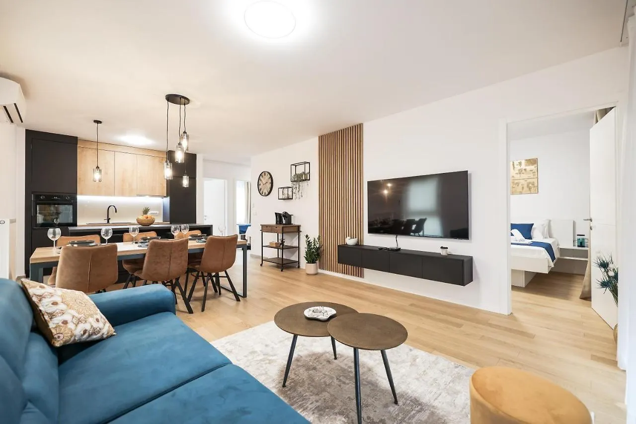 Premium Residence Ventus Rosa - Mistral Garden Zára 0*,
