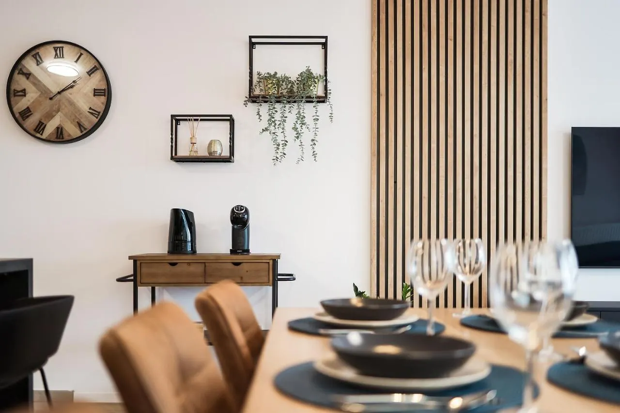 شقة Premium Residence Ventus Rosa - Mistral Garden زادار